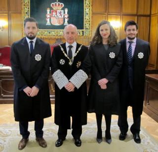 Los tres nuevos jueces con el Presidente del TSJCLM, Vicente Rouco Rodríguez